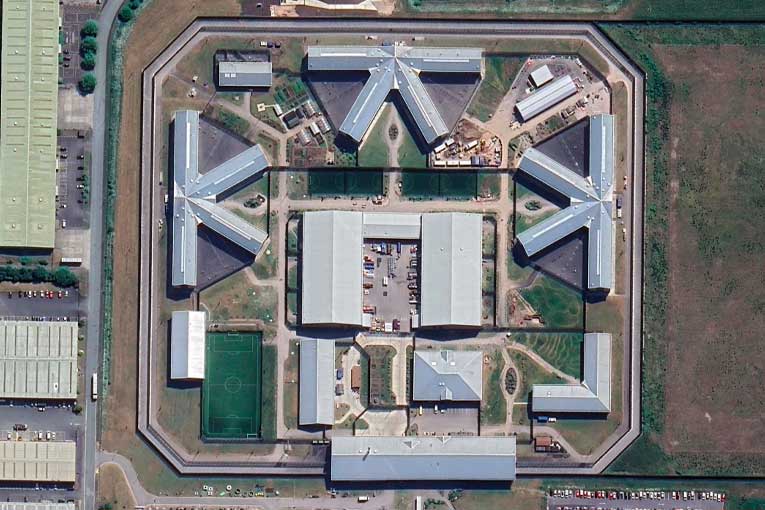 biggest prisons in uk berwyn