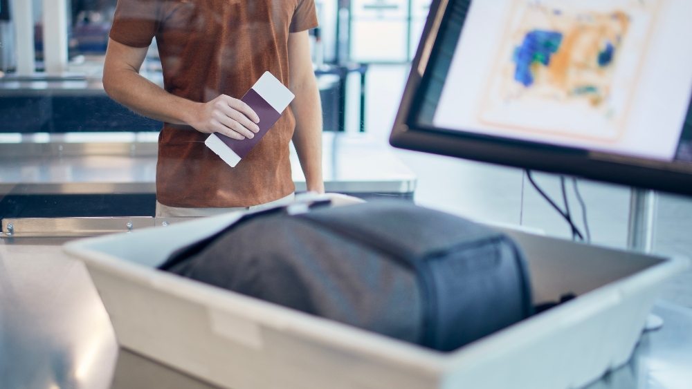London Gatwick's security eliminates the use of plastic bags