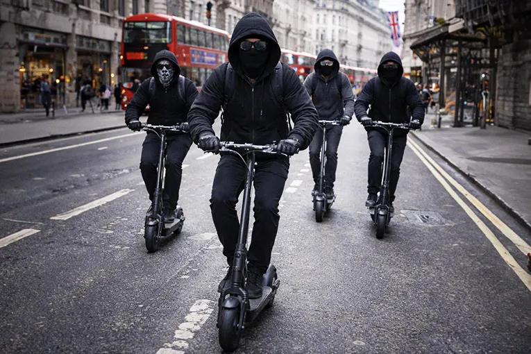 image showing how phone theft in London is done